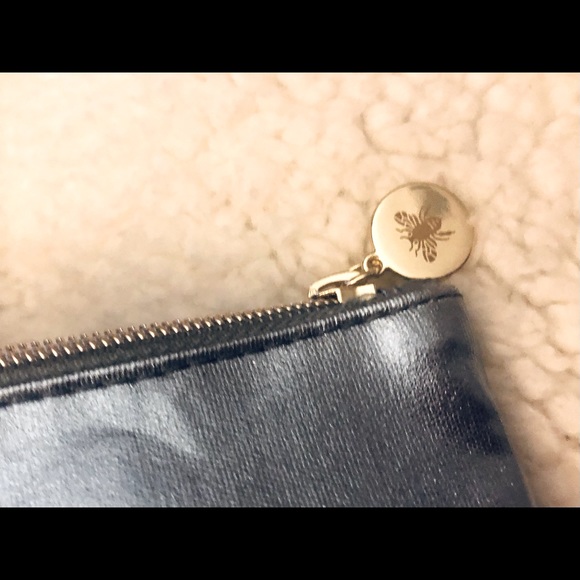 Milli Rose brush set with travel bag - Picture 4 of 6